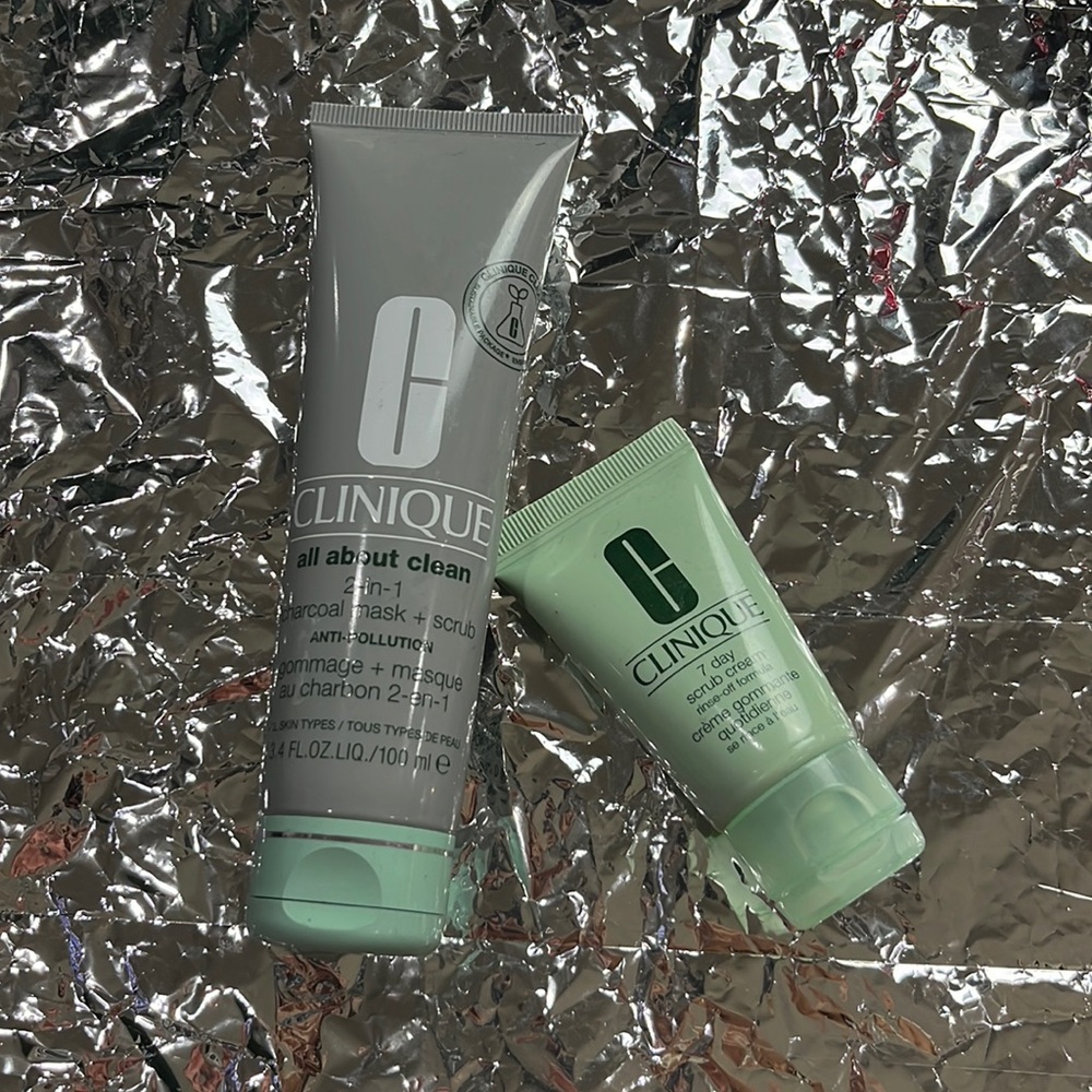CLINIQUE ALL ABOUT CLEAN & 7 DAY SCRUB